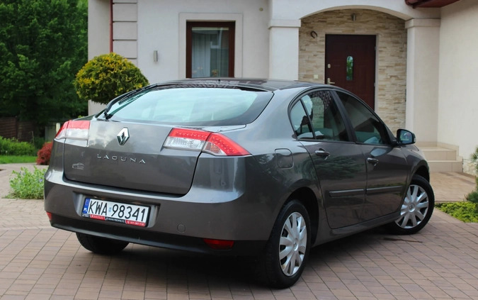 Renault Laguna cena 15999 przebieg: 234000, rok produkcji 2009 z Małomice małe 172